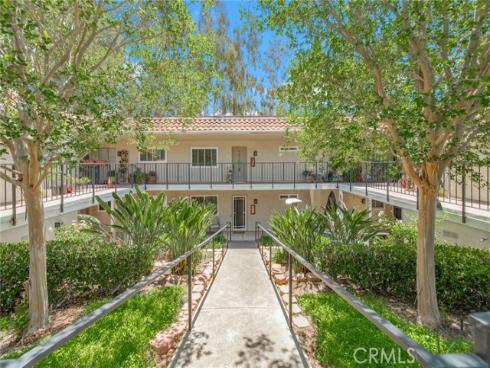 5529  Via La Mesa  A , Laguna Woods, CA