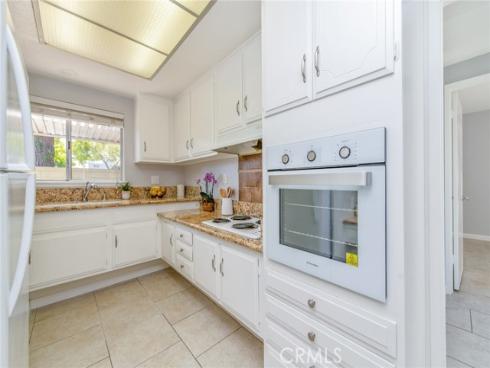 2264  Via Puerta  B , Laguna Woods, CA