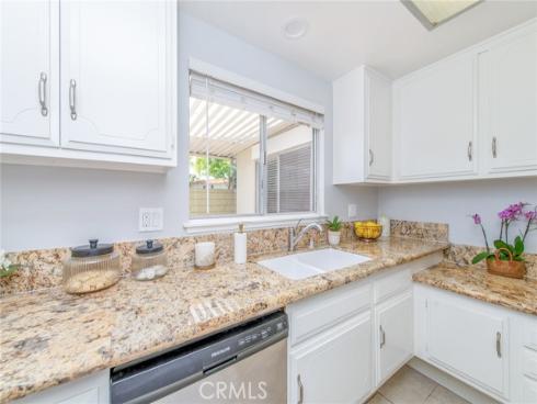 2264  Via Puerta  B , Laguna Woods, CA