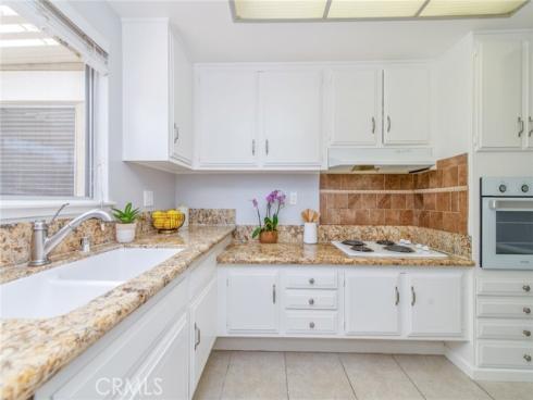 2264  Via Puerta  B , Laguna Woods, CA