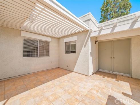 2264  Via Puerta  B , Laguna Woods, CA