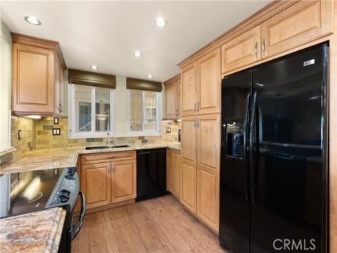 1 Via Castilla F , Laguna Woods, CA