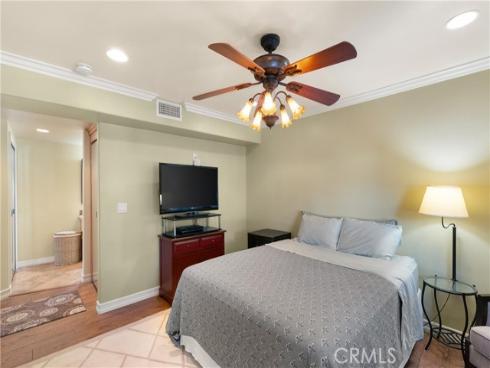 1 Via Castilla F , Laguna Woods, CA