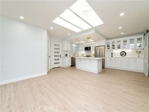 2112  Via Puerta  N , Laguna Woods, CA