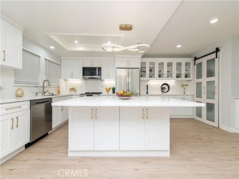 2112  Via Puerta  N , Laguna Woods, CA