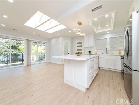 2112  Via Puerta  N , Laguna Woods, CA