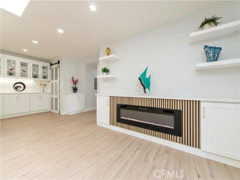 2112  Via Puerta  N , Laguna Woods, CA