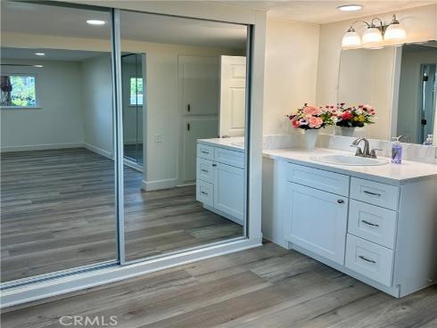 2277  Via mariposa W  B , Laguna Woods, CA