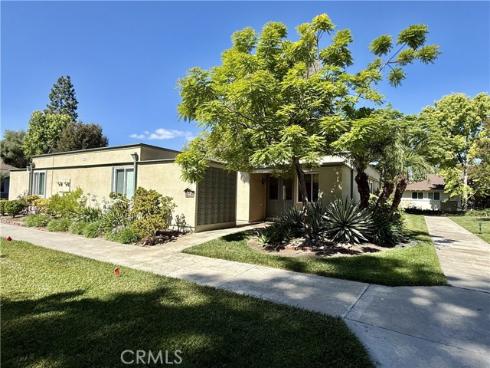 111 Via Estrada E