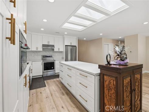 5242  Despacio  , Laguna Woods, CA