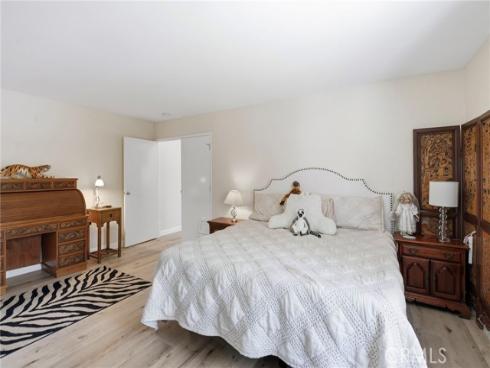 5242  Despacio  , Laguna Woods, CA