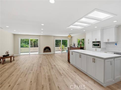 5242  Despacio  , Laguna Woods, CA