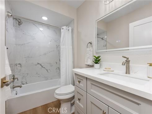 4025  Calle Sonora Este  3E , Laguna Woods, CA