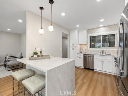 4025  Calle Sonora Este  3E , Laguna Woods, CA