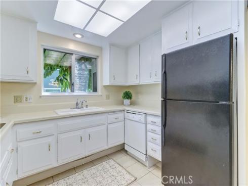 212  Avenida Majorca  D , Laguna Woods, CA