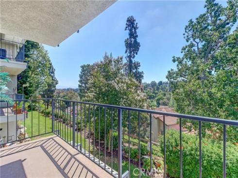 3338 Punta Alta 2D , Laguna Woods, CA