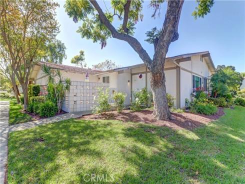 251 Calle Aragon B , Laguna Woods, CA