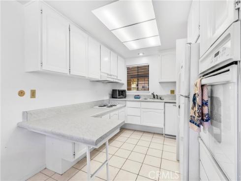 878  Via Mendoza  P , Laguna Woods, CA