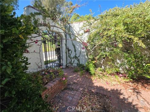 3514  Bahia Blanca  B , Laguna Woods, CA