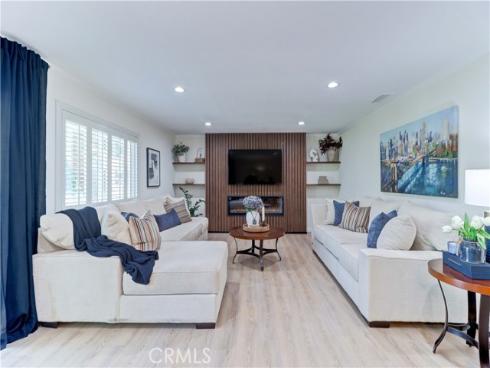 2405  Via Mariposa  1H , Laguna Woods, CA