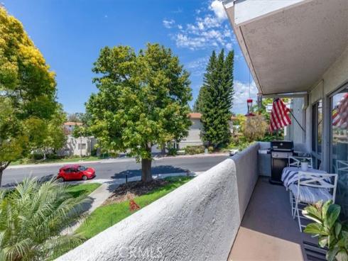 2257  Via Puerta  P , Laguna Woods, CA