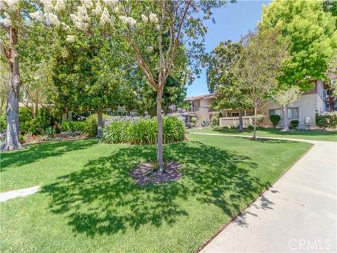 524  Calle Aragon  N , Laguna Woods, CA