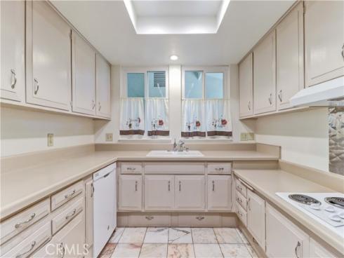 524  Calle Aragon  N , Laguna Woods, CA