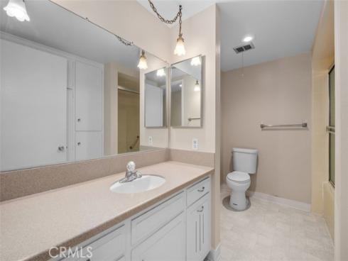 185  Avenida Majorca  O , Laguna Woods, CA