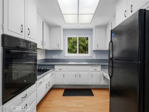 185  Avenida Majorca  O , Laguna Woods, CA
