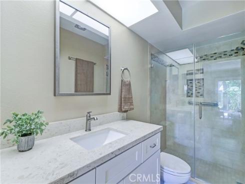 5507  Paseo Del Lago W  B , Laguna Woods, CA