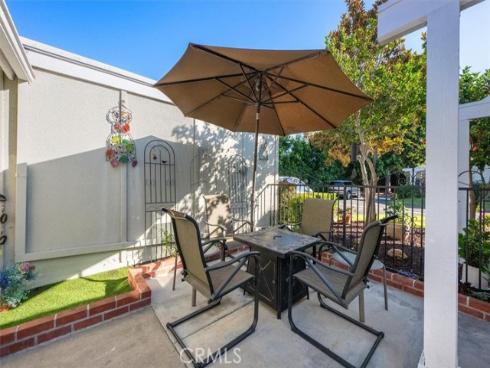 3207  Via Buena  C , Laguna Woods, CA
