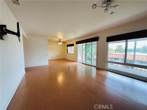 2289  Via Puerta  Q , Laguna Woods, CA