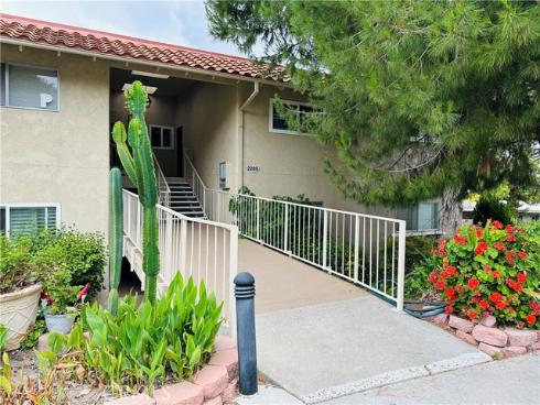 2289  Via Puerta  Q , Laguna Woods, CA