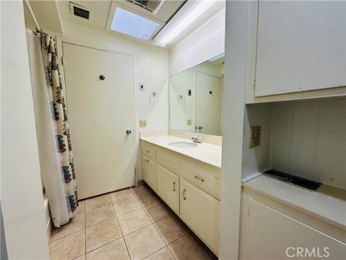 2289  Via Puerta  Q , Laguna Woods, CA