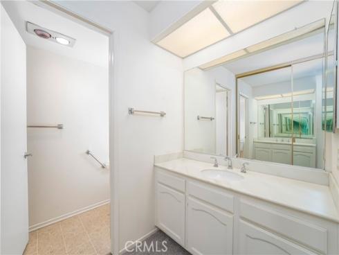 4019  Calle Sonora Este  N , Laguna Woods, CA
