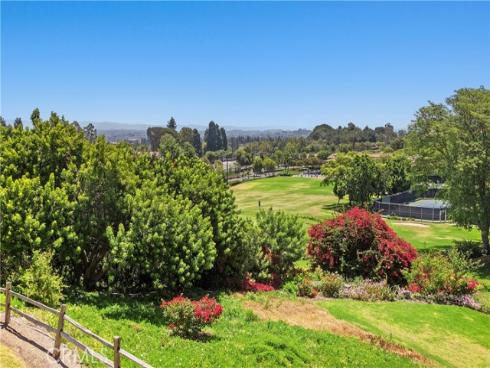 3047  Via Serena  N , Laguna Woods, CA