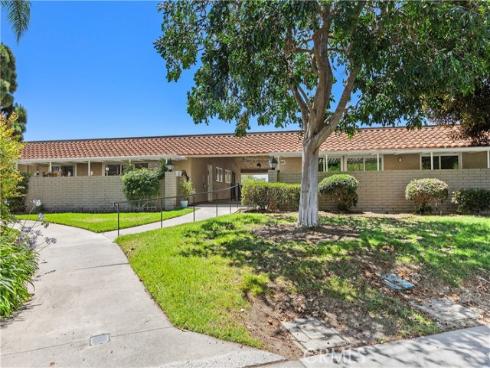 3047  Via Serena  N , Laguna Woods, CA