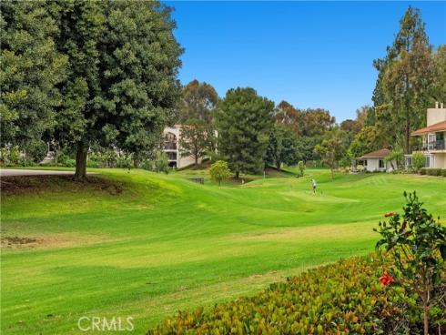 5489  Paseo Del Lago  B , Laguna Woods, CA