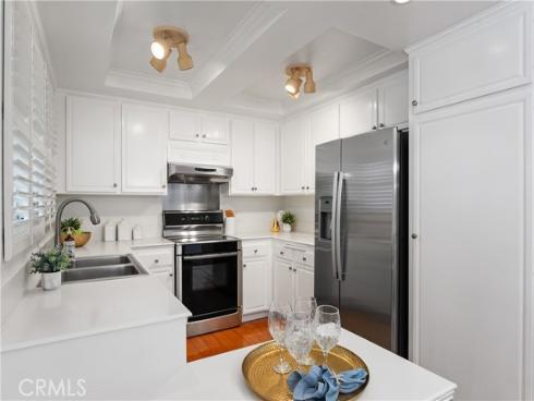 5489  Paseo Del Lago  B , Laguna Woods, CA