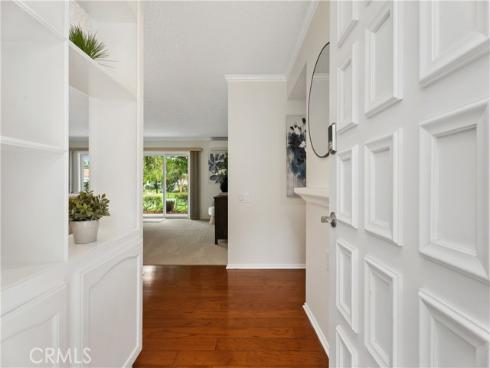 5489  Paseo Del Lago  B , Laguna Woods, CA
