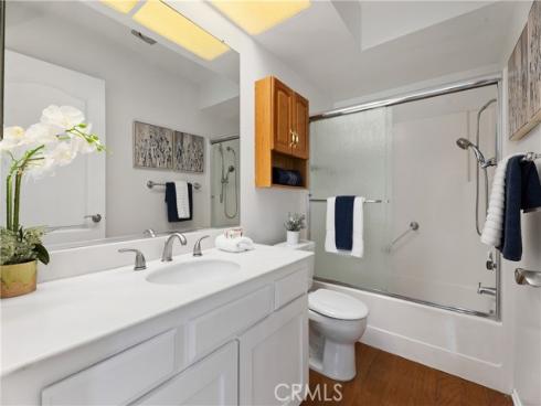 5489  Paseo Del Lago  B , Laguna Woods, CA