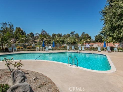 5489  Paseo Del Lago  B , Laguna Woods, CA