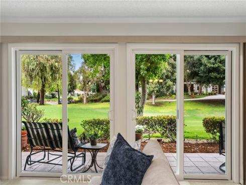 5489  Paseo Del Lago  B , Laguna Woods, CA