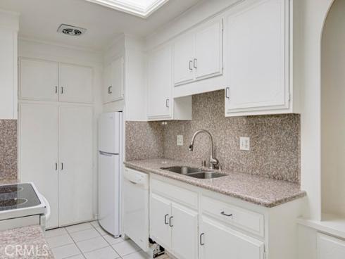 2276  Via Mariposa  N , Laguna Woods, CA