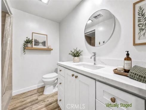 2312  Via Puerta  B , Laguna Woods, CA