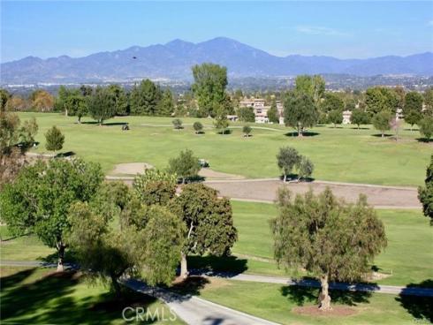 2312  Via Puerta  B , Laguna Woods, CA