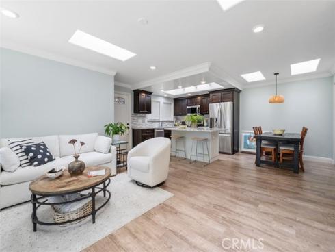 2046  Via Mariposa  P , Laguna Woods, CA