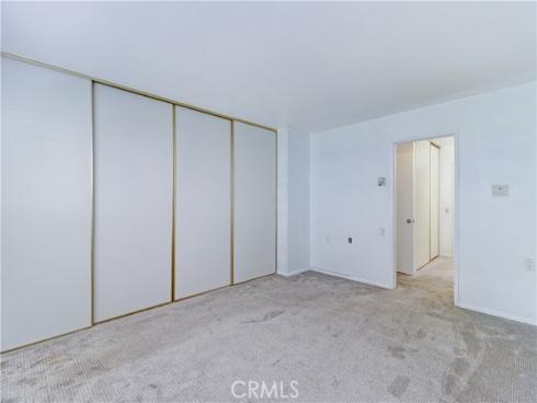 2399  Via Mariposa W Unit 1-f  , Laguna Woods, CA