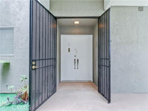 2399  Via Mariposa W Unit 1-f  , Laguna Woods, CA