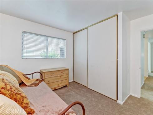 2399  Via Mariposa W Unit 1-f  , Laguna Woods, CA